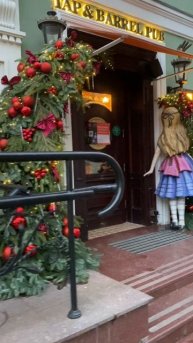 Москва готовится к Новому году