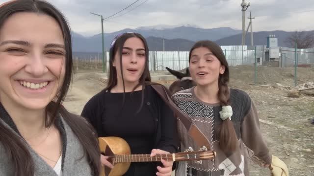 Трио Мандили- Кахури (Грузинская народная)