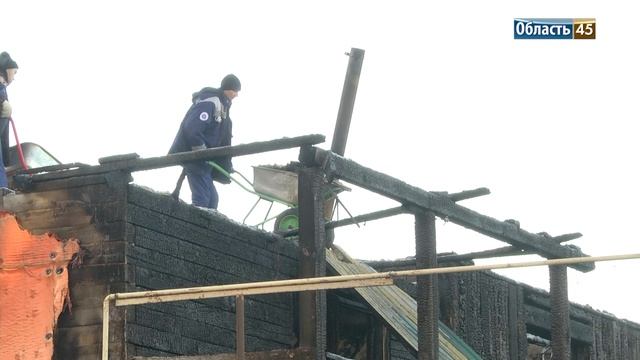 В Кургане пенсионеры из-за пожара за минуты лишились всего нажитого годами