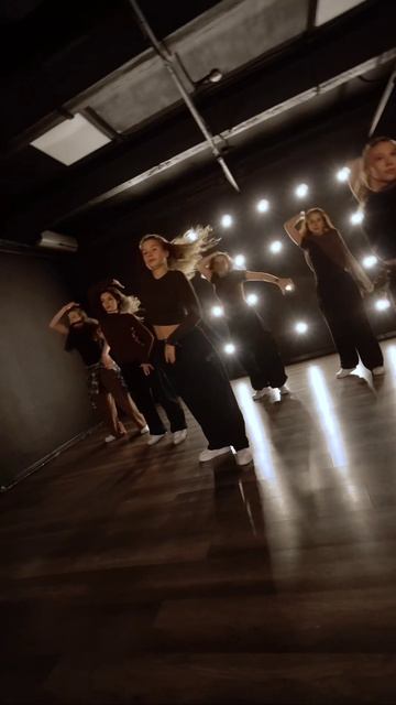 28.11 Премьера! Не уходишь- Александра Серёжникова