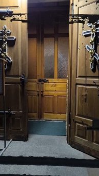 Свято -Троицкий женский монастырь в Крыму.