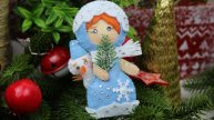 Ёлочная игрушка из фетра "Девочка в костюме Снеговика"