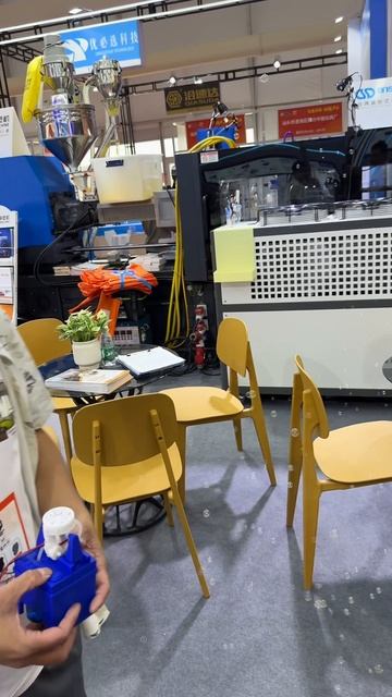 Выставка игрушек в Китае, игрушки, станки, моторчики