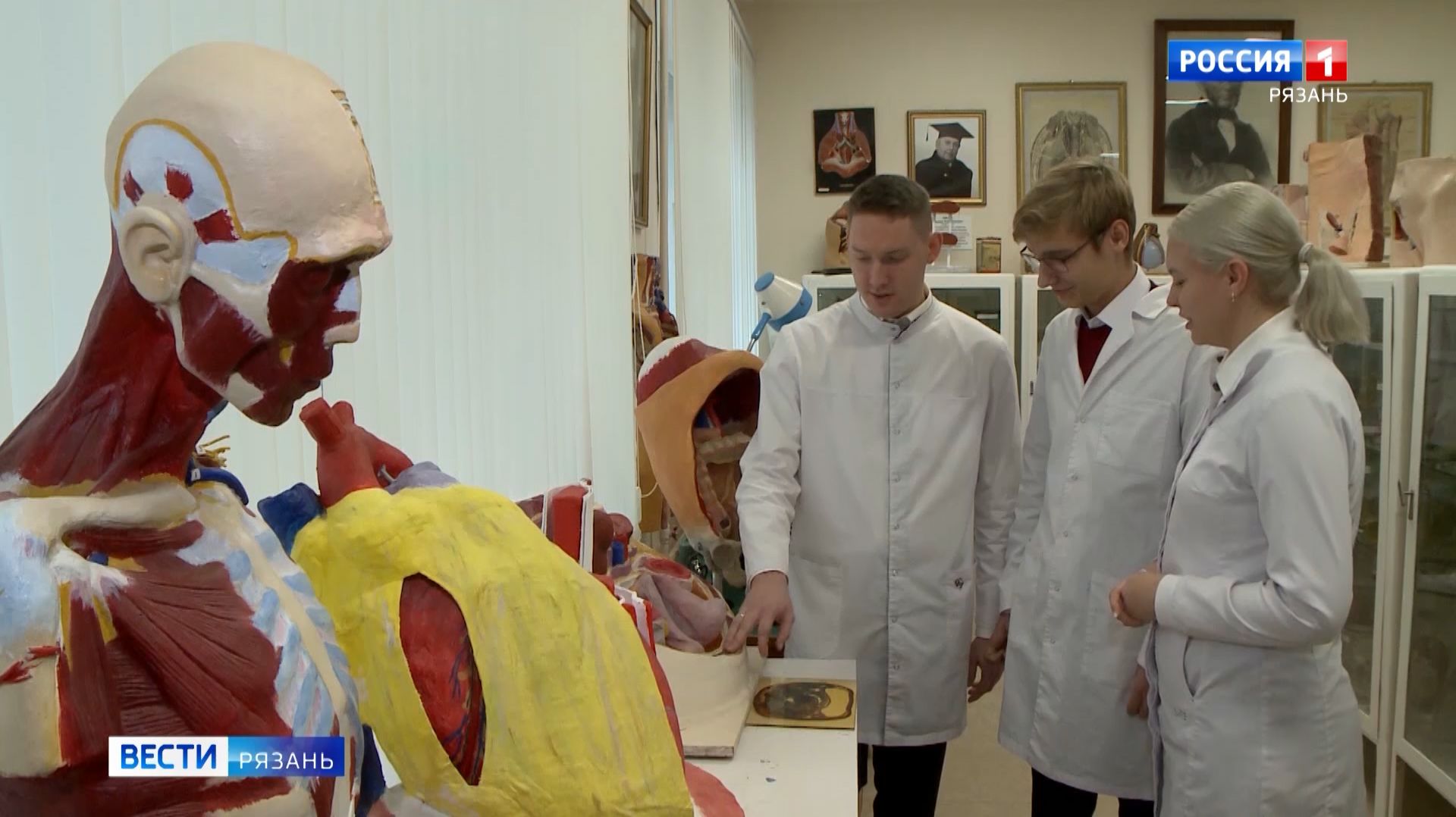 Молодые врачи должны будут заключить целевой договор и отработать свое обучение