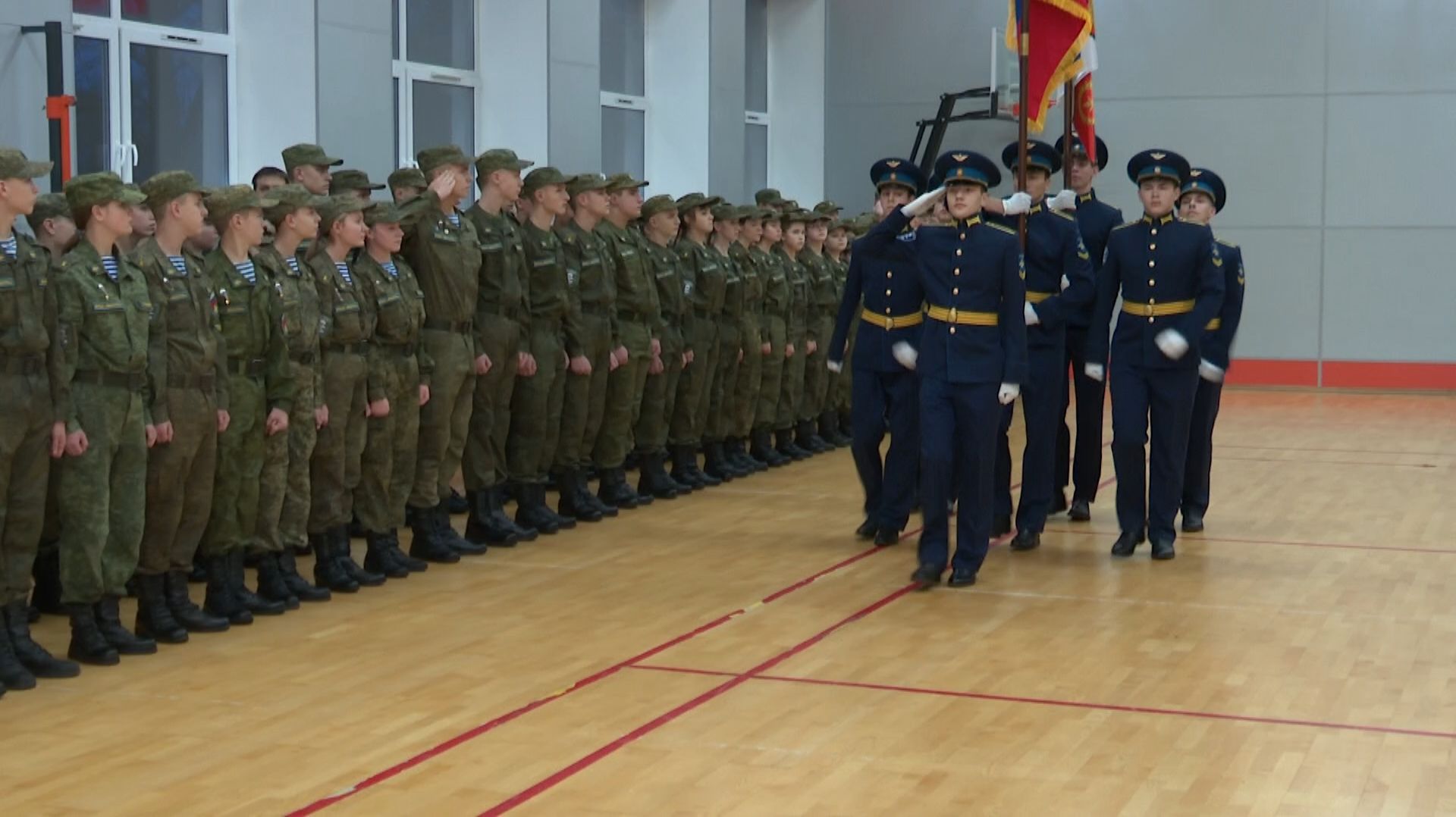 «Быть честным курсантом». 60 новобранцев школы «Высота» приняли присягу