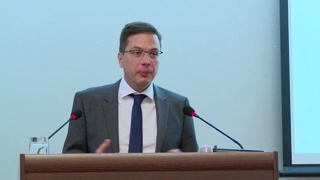 Сотрудников УФНС России по Нижегородской области поздравили с профессиональным праздником