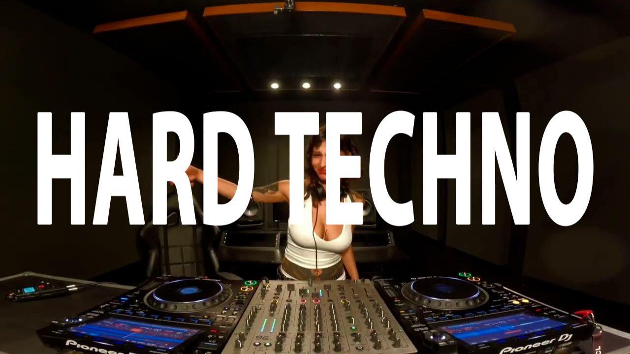 Martina Høbelar x Tessa (149BPM+) DJ set Hard Groove