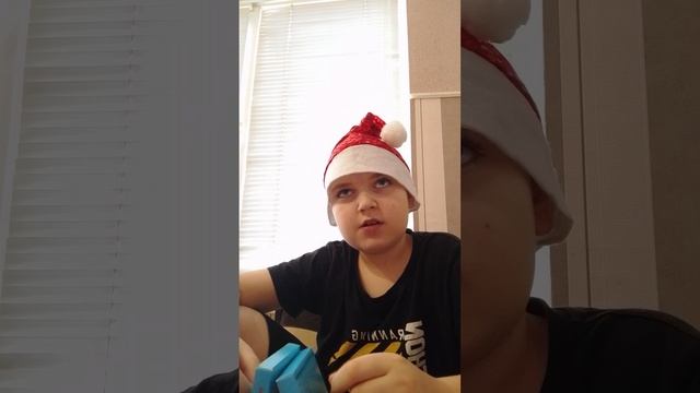 распаковка шоколада от А4, лучше бы я это не снимал...