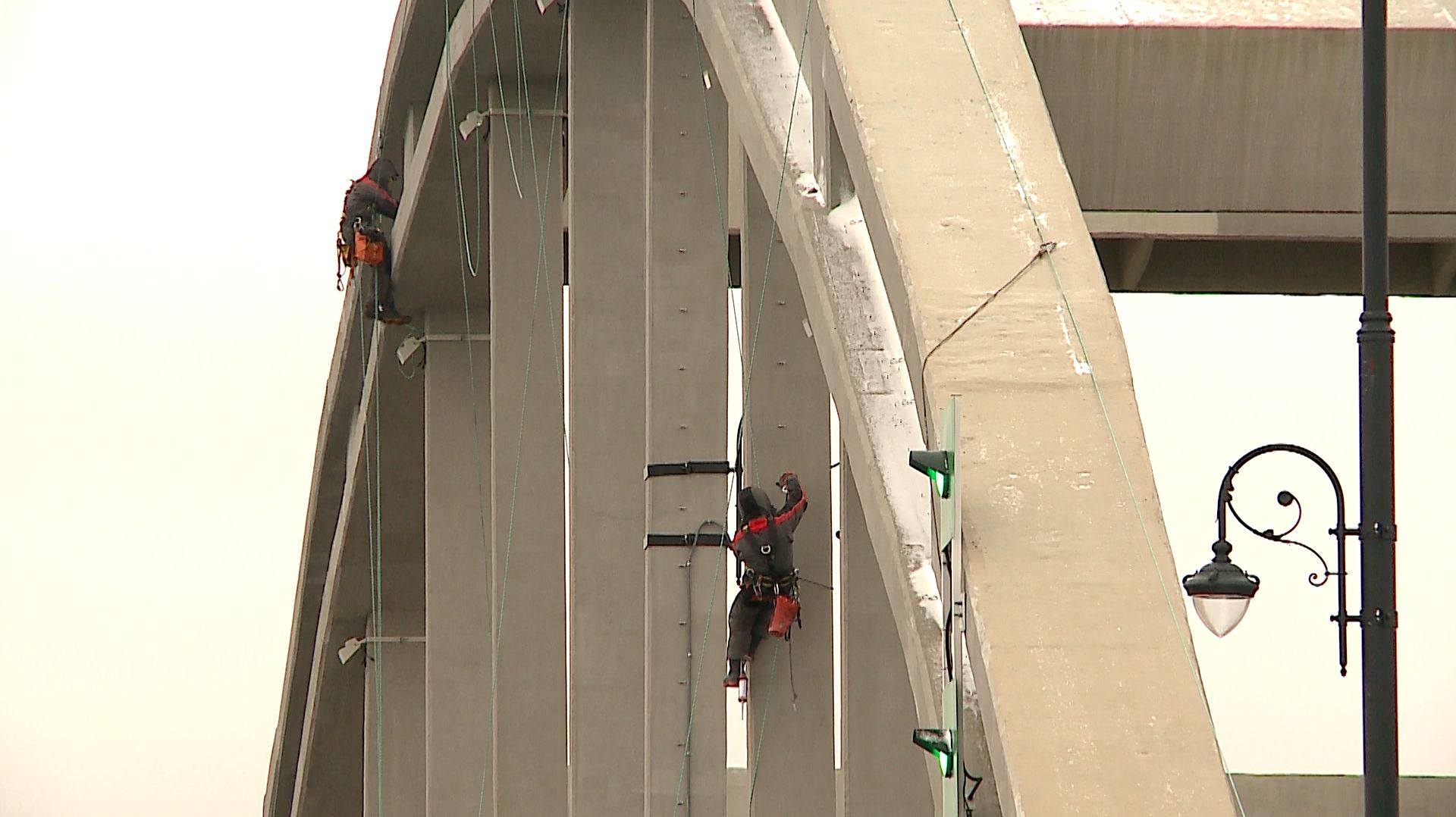 (Рыбинск-40) ПОДСВЕТКА НА МОСТУ: СКОРО ПРЕМЬЕРА