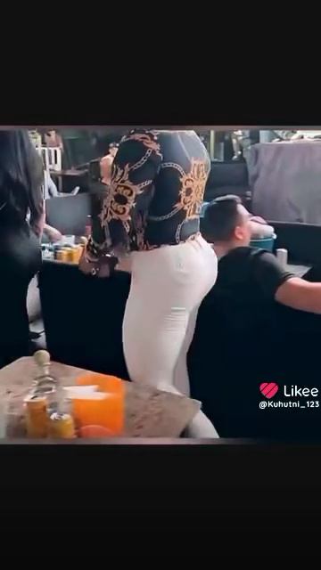 Что творится с мужиками??😭🤣#мужчина #смешно #юмор ##смех #смешное #смешные #смешныевидео