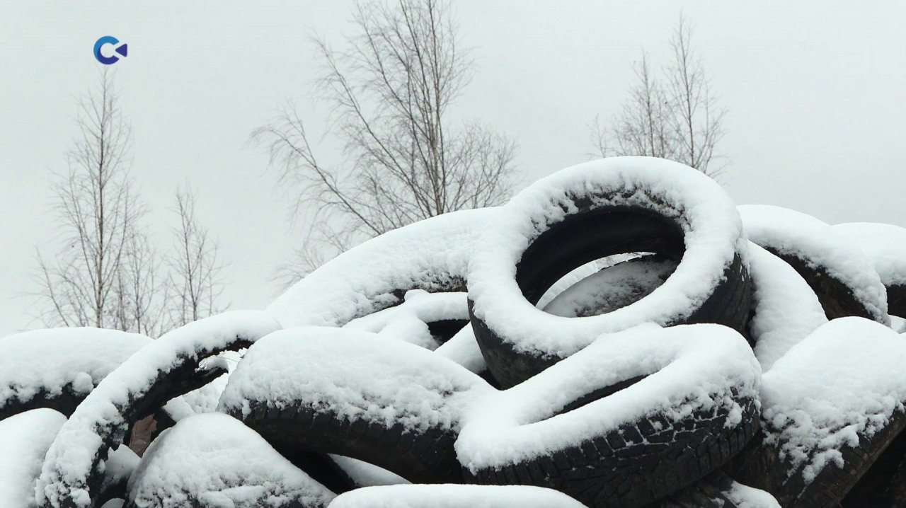 Отработанные покрышки отправляют из Петрозаводска на утилизацию в Санкт-Петербург