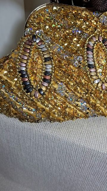 2400.mp4 Вечерняя сумочка на фермуаре с бисером, кристаллами и пайетками.