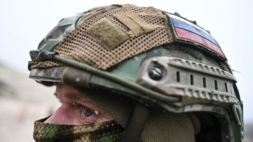 Бойцы ВС РФ спасли семью в Волчанске, которая фактически год была в заложниках у ВСУ