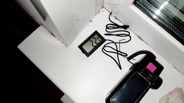 Один термометр установил для улицы 🙂