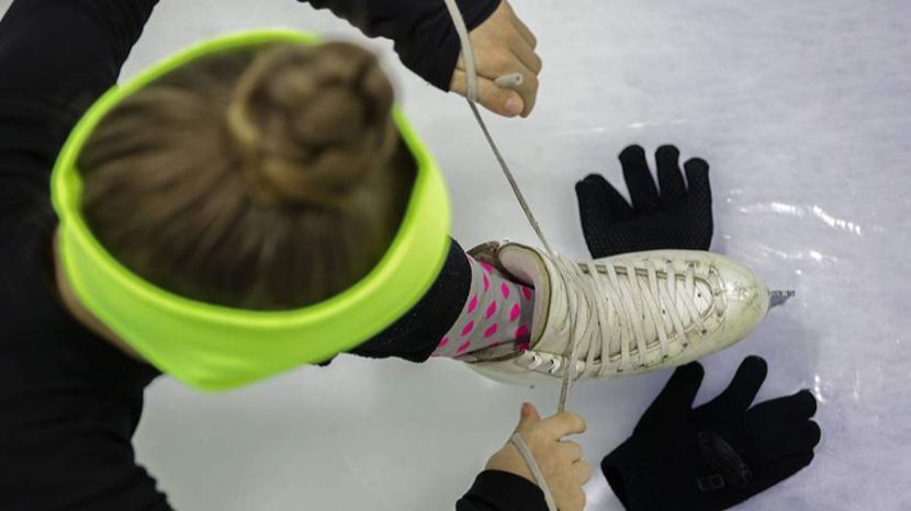 Как выбрать коньки для взрослых и детей в 2025-2026 году