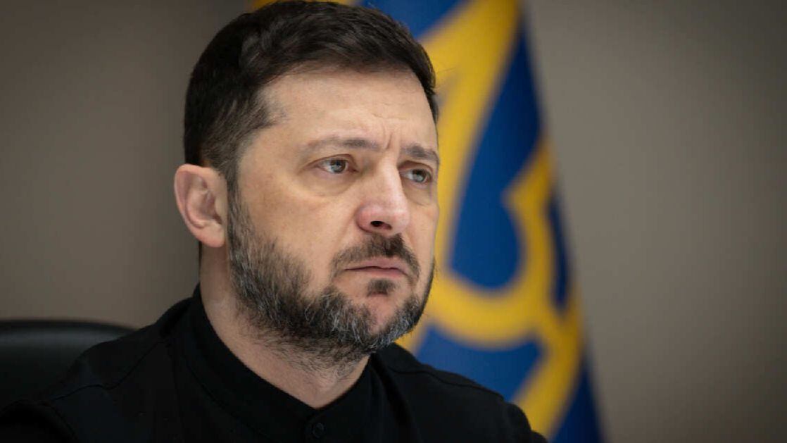 Politico: Зеленский стоит перед тяжелым выбором из-за плана США по Украине