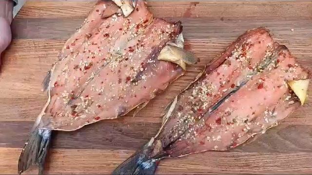 Горбуша бабочка со специями холодного копчения