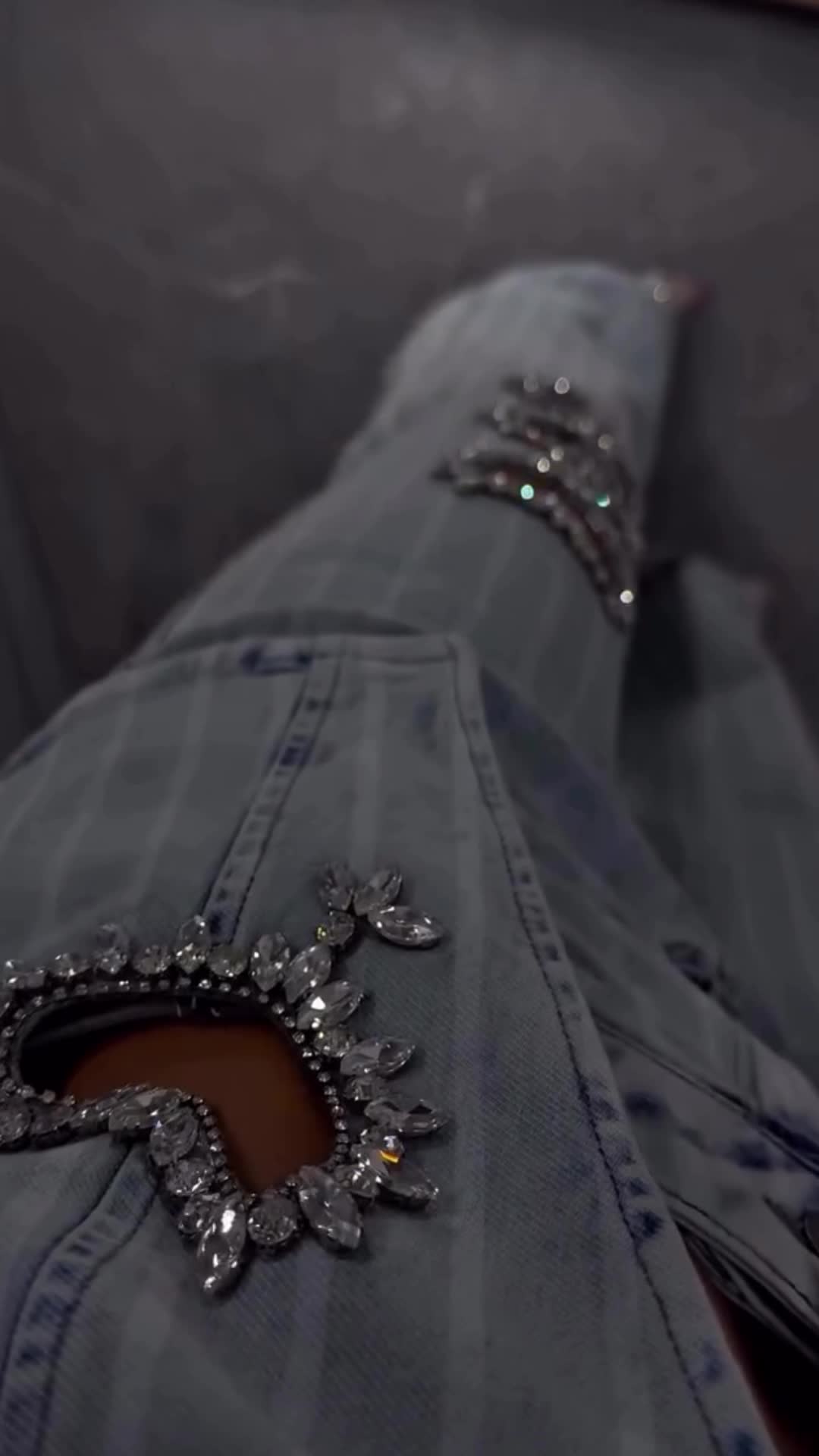 326b9f9a57434900a004ab88611bb314 (1).mov