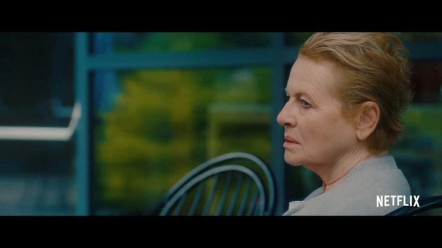 Смотреть онлайн Аферистка I Care a Lot - Трейлер