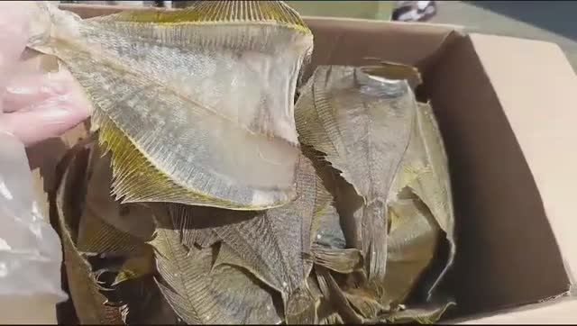 Головы форели горячего копчения