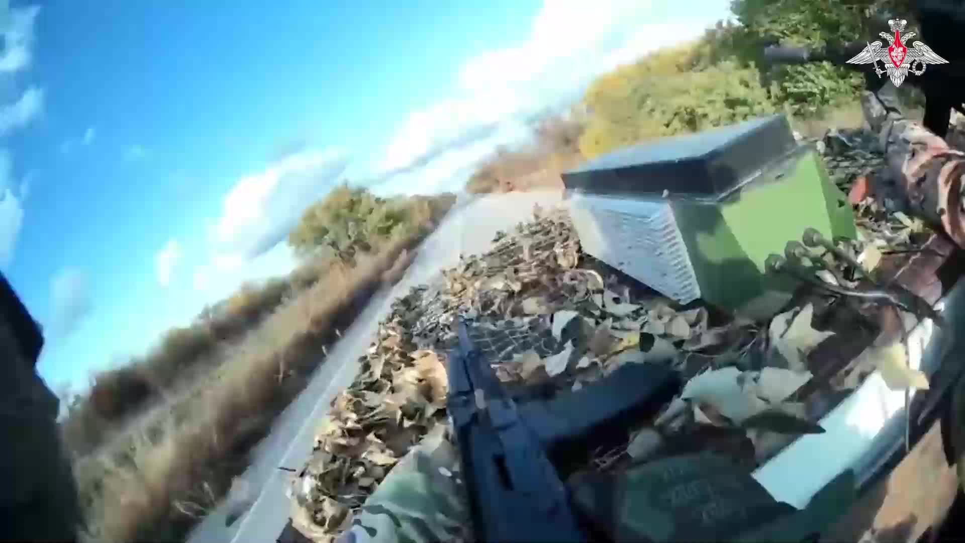 🫡 Командная работа: десантники сбили вражеский дрон из стрелкового оружия