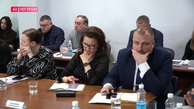 НА ЛЁД В МЕЖКВАРТАЛКАХ ЖАЛУЮТСЯ ЖИТЕЛИ ПЕТРОПАВЛОВСКА • НОВОСТИ КАМЧАТКИ