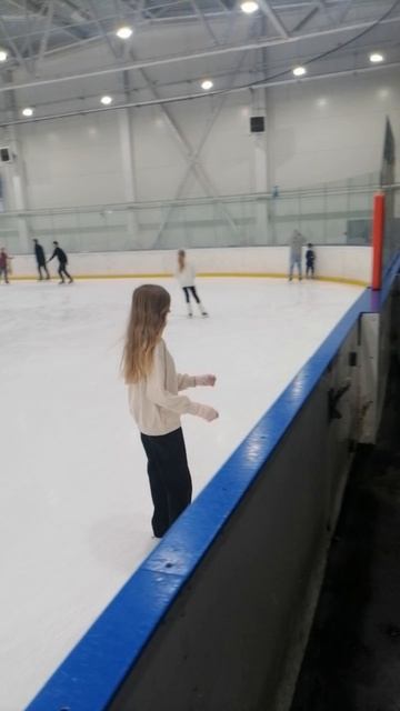 VID_20251123_164947.mp4