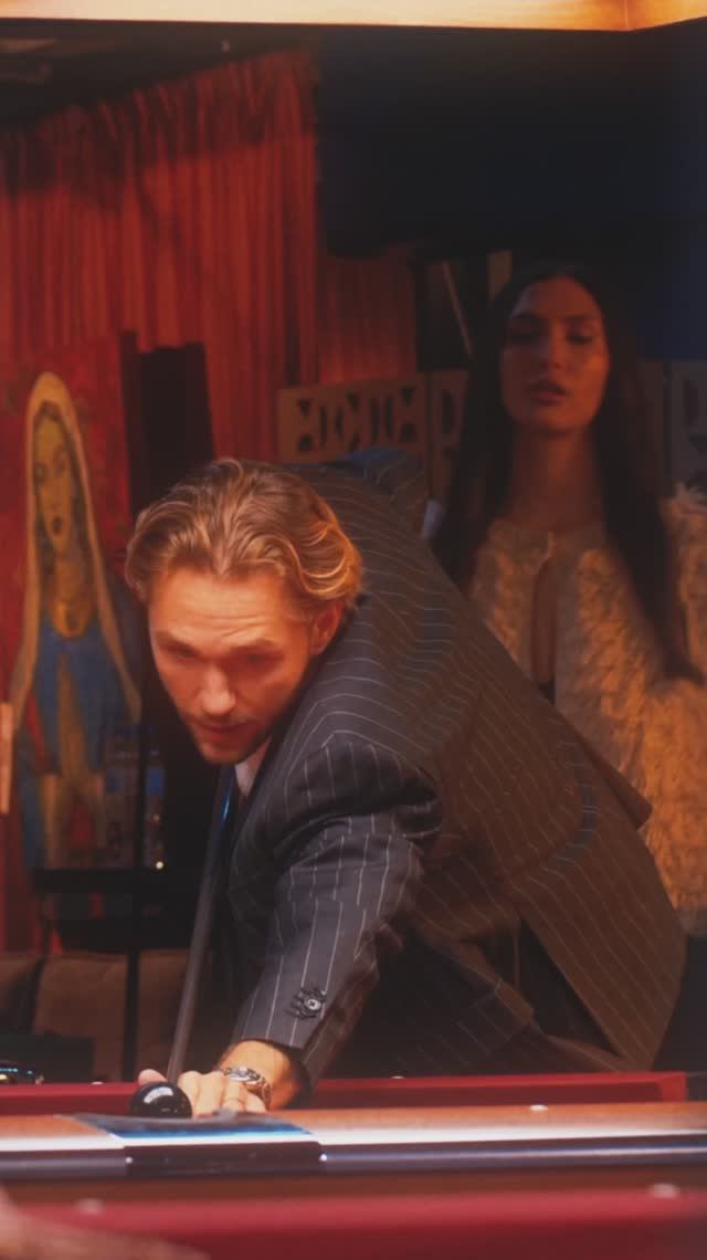 Вышел клип на МНОГОТОЧИЕ🎱