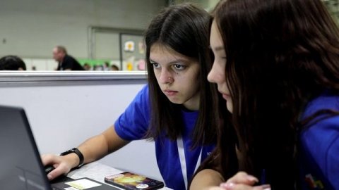 2025-11-АтомТВ-ЮП-Лев Ничиков-Михаил Клочков-Вперёд в путешествия