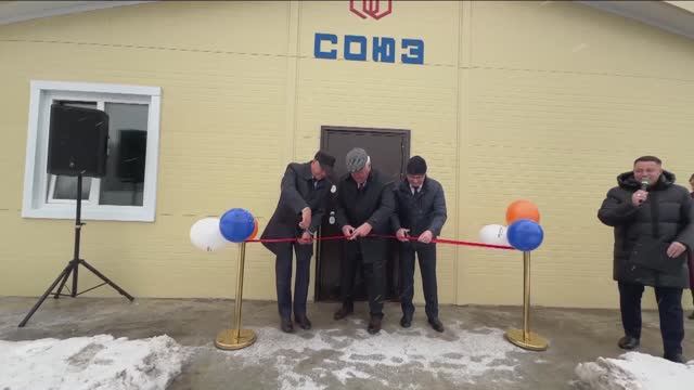 Комплексное развитие села: в Алтайском крае открыли ферму и построили социальное жильё