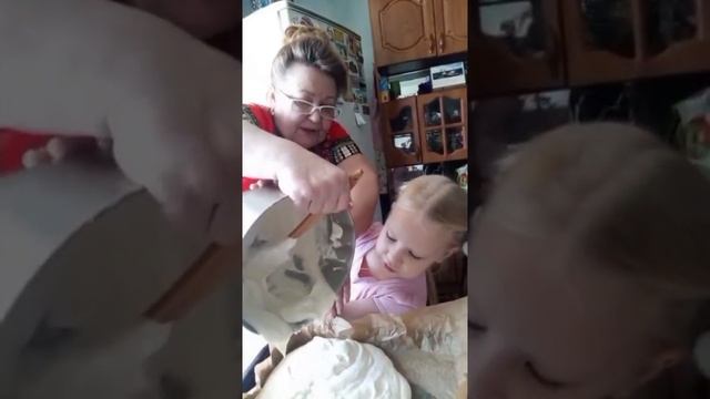 Пирог от отца Алексия и Настеньки