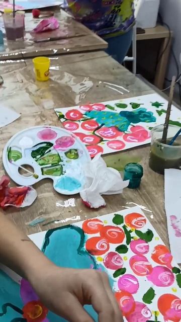 Заканчиваем букет! У всех получилось красиво!