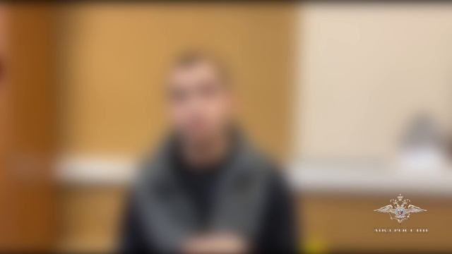 В Москве полицейские задержали подозреваемых в вымогательстве 1,3 млн рублей у раненых ветеранов СВО