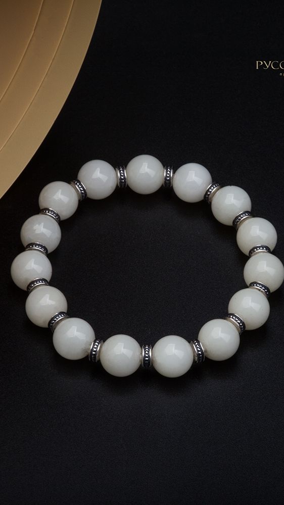 Браслет Восток из белого нефрита