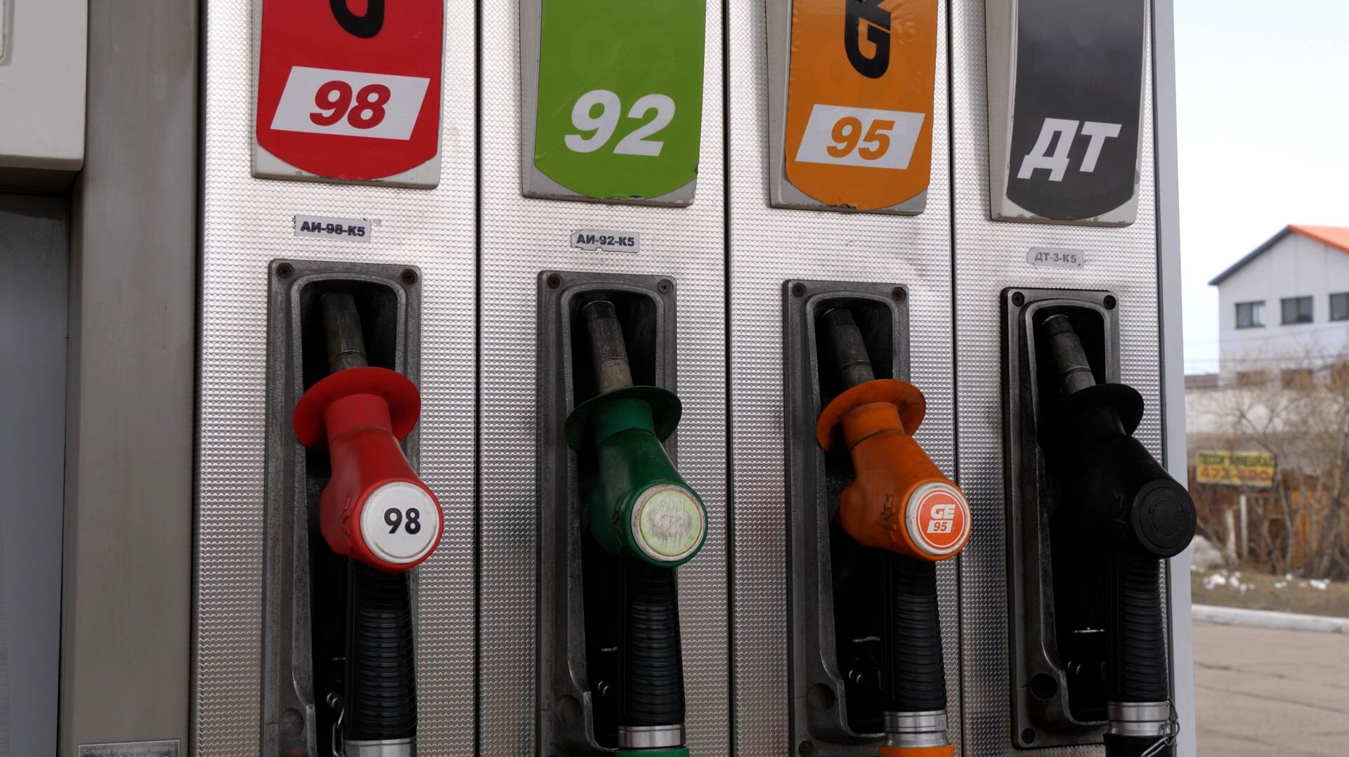 КОГДА ПОЙДЕТ НА СНИЖЕНИЕ?