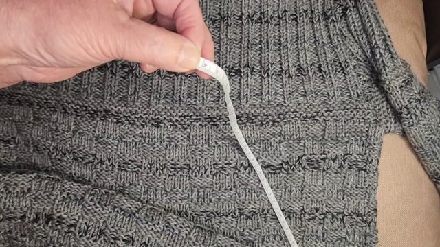 обзор  готовой  работы.Мужской свитер.