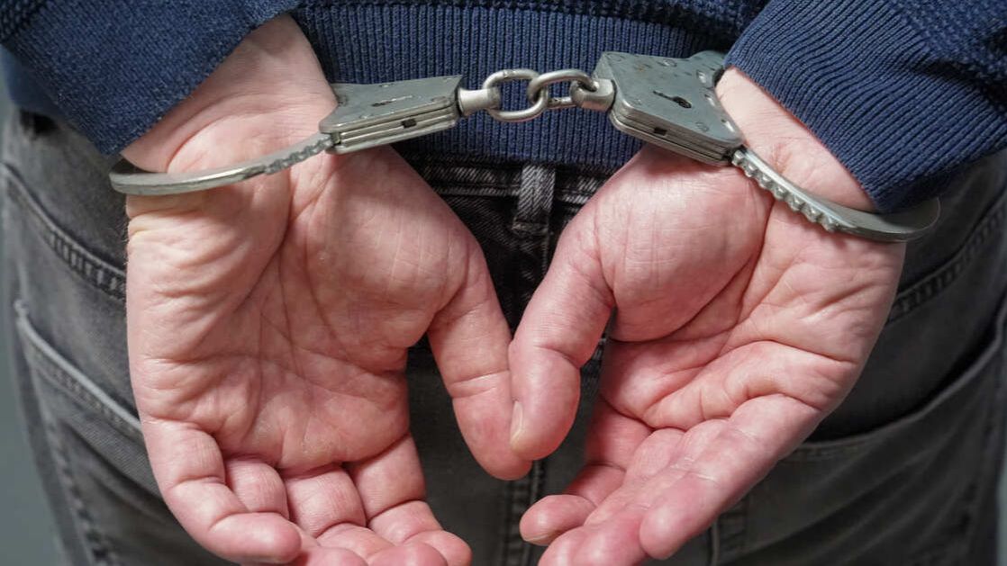 Четырех подростков арестовали за попытку поджечь релейные шкафы на ж/д путях