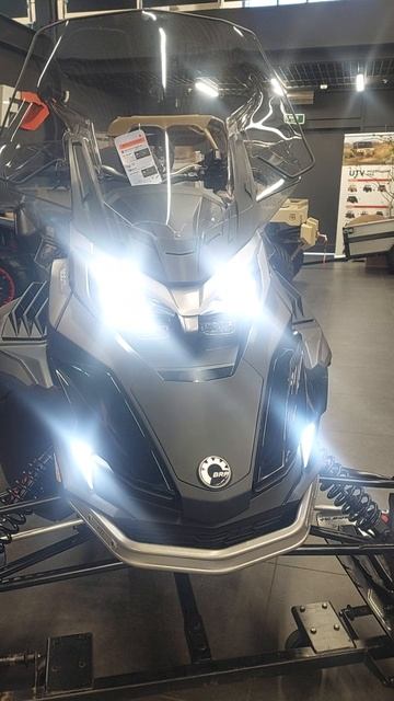 новая подсветка LED LYNX COMMANDER 2026MY