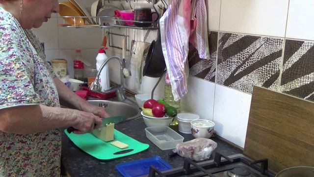 Как я делаю бисквитный рулет на раз и два