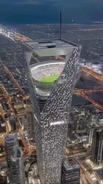 🔴Саудовская Аравия представила проект стадиона расположенного на крыше небоскрёба🫣🔴