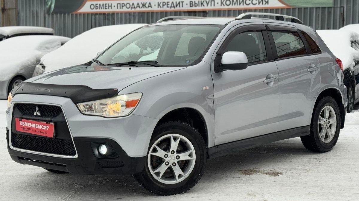 Mitsubishi ASX 2010 год