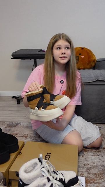 А маме что-нибудь достанется?😂😂😂

#комедия #семья #юмор #развлечения #прикол #мамаидочь