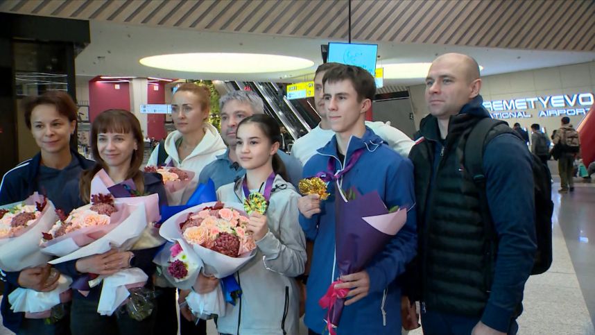 Российские спортивные гимнасты-юниоры вернулись с ЧМ с тремя золотыми медалями