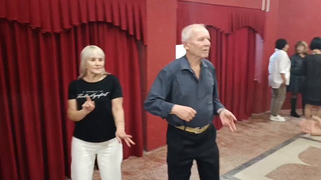 22 ноября. Пусть играет наш магнитофон...