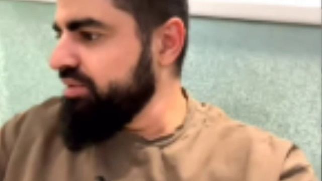 Понимаешь с кем ты вообще общаешся? мемЧИК