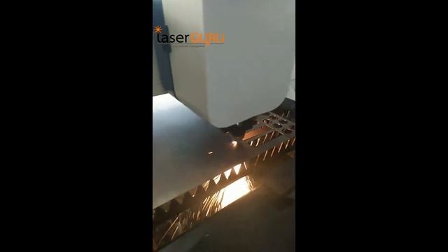 Лазерная резка стали 1.5 мм
