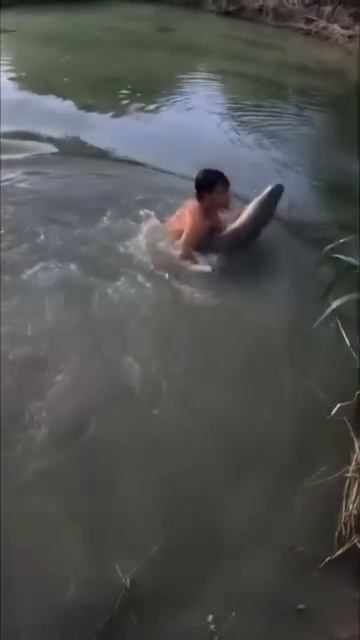 Удачной рыбалки😂