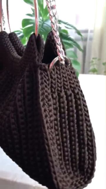 СУМКА КЛАССИКА ИЗ ПОЛИЭФИРНОГО ШНУРА С МЕТАЛЛИЧЕСКИМИ РУЧКАМИ.💐