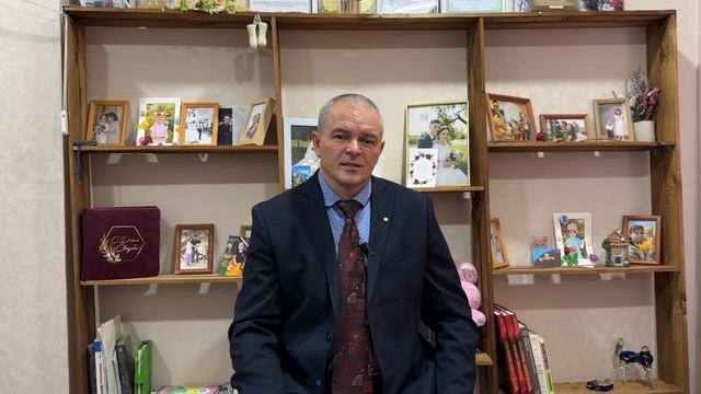 Кто там под маской?