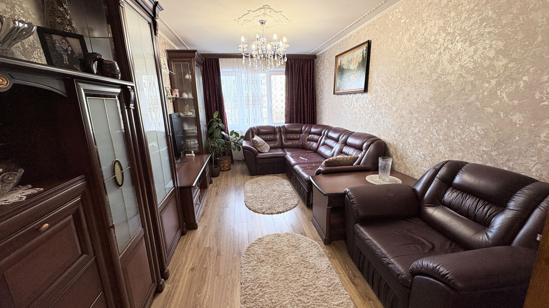 3-комнатная квартира с евроремонтом по доступной цене!